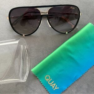 Quay Aviator Sunglassess